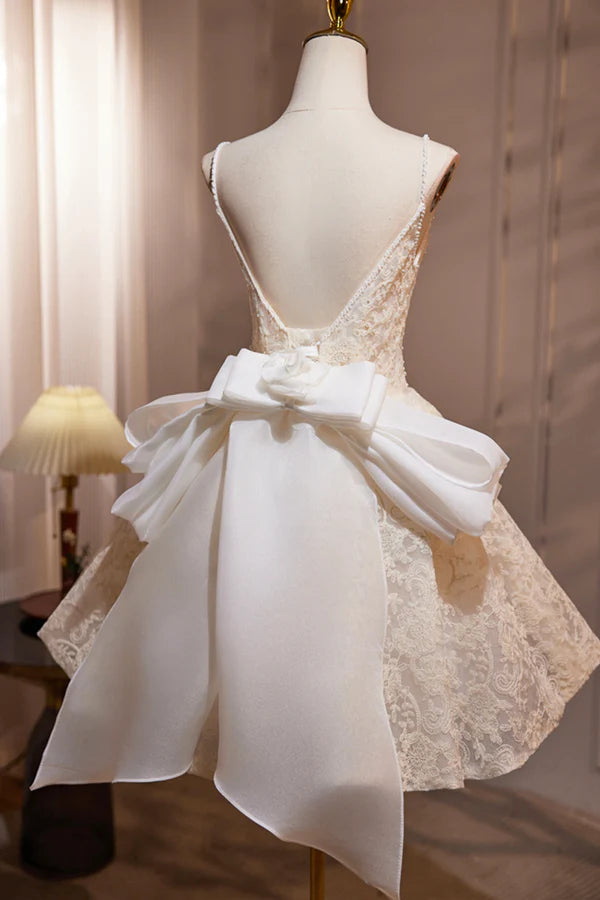 Wholesale Light Champagne V-Neck Lace Short Prom Dress A-Line Spaghetti Straps Backless Party Dress with Bow